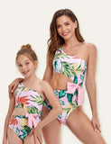 Maillot de bain assorti à la famille Bow