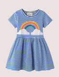 Regenbogen gestreiftes Kleid